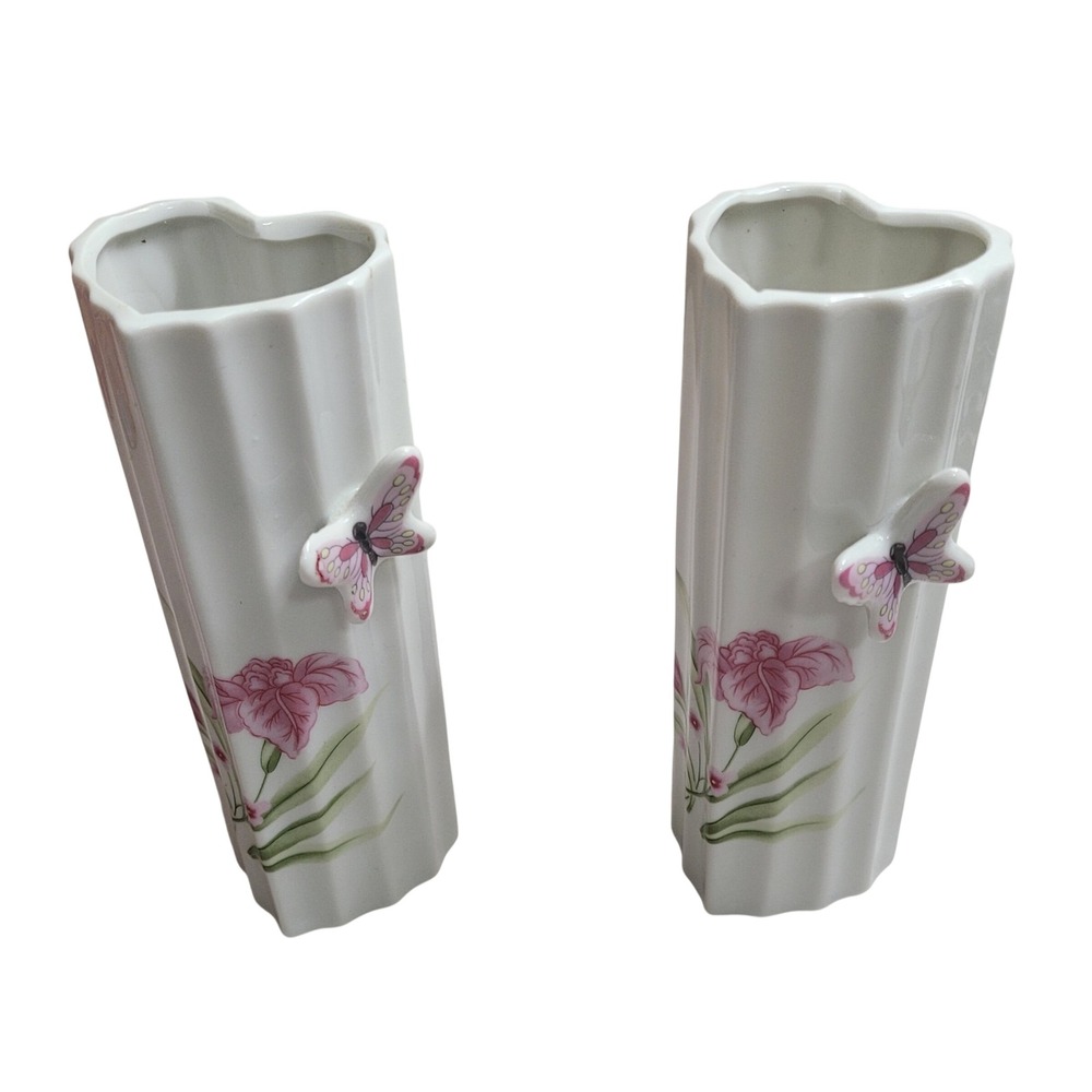 Unbranded Heart Shaped Bud Vase Set 2 White Pink Butterfly Floral Ceramic Fluted